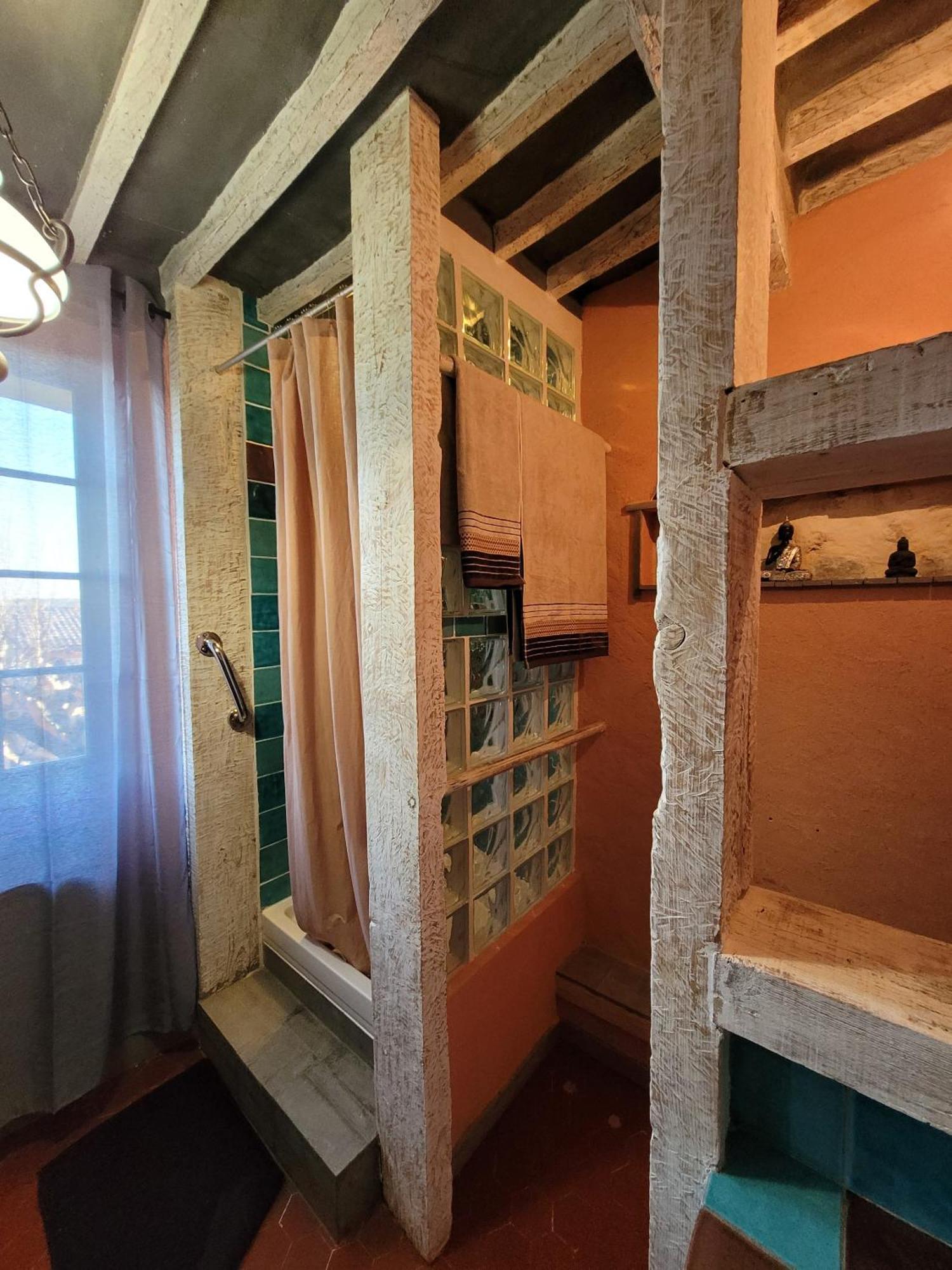 Hotel Au Puits De La Fontaine Tavernes Habitación foto